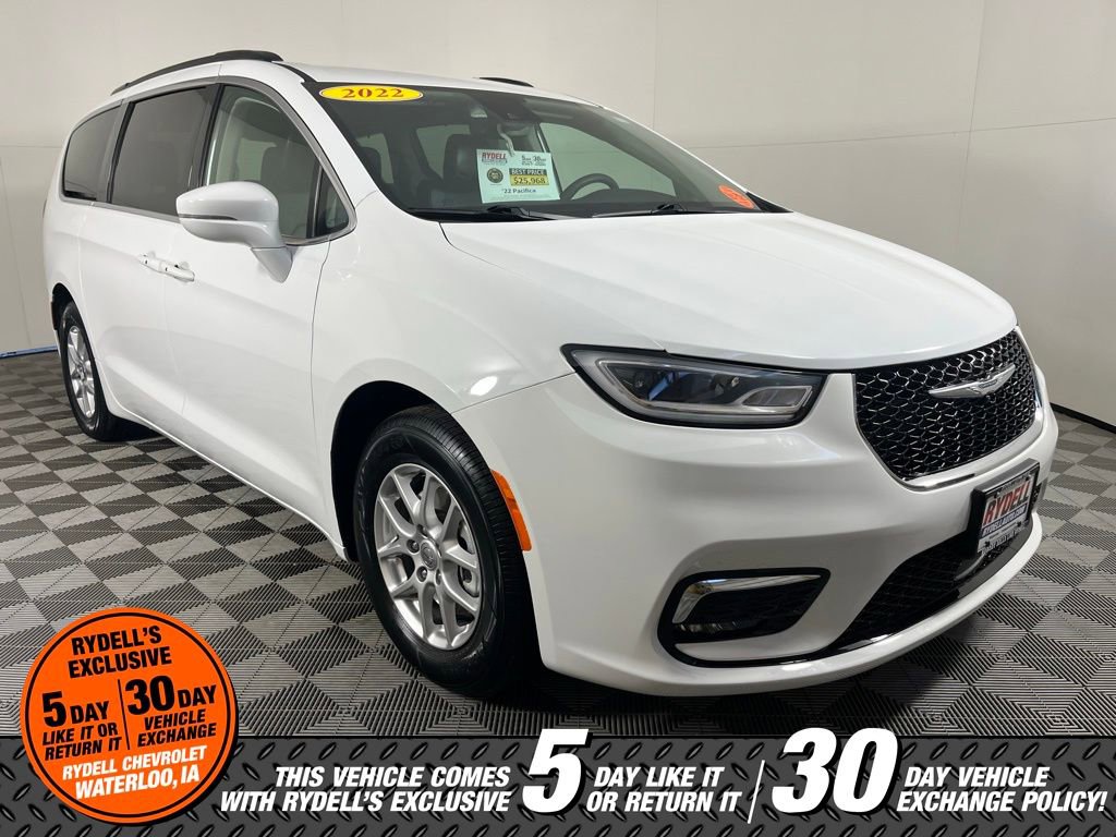 Used 2022 Chrysler Pacifica Touring-L image 1