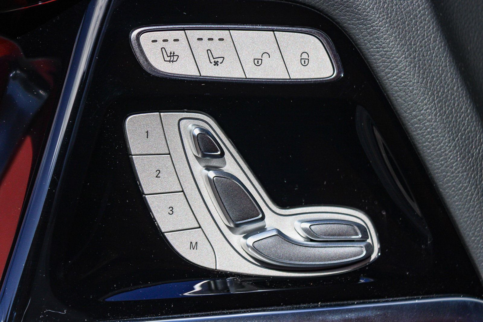 New 2027 Mercedes-Benz G 580 e image 22