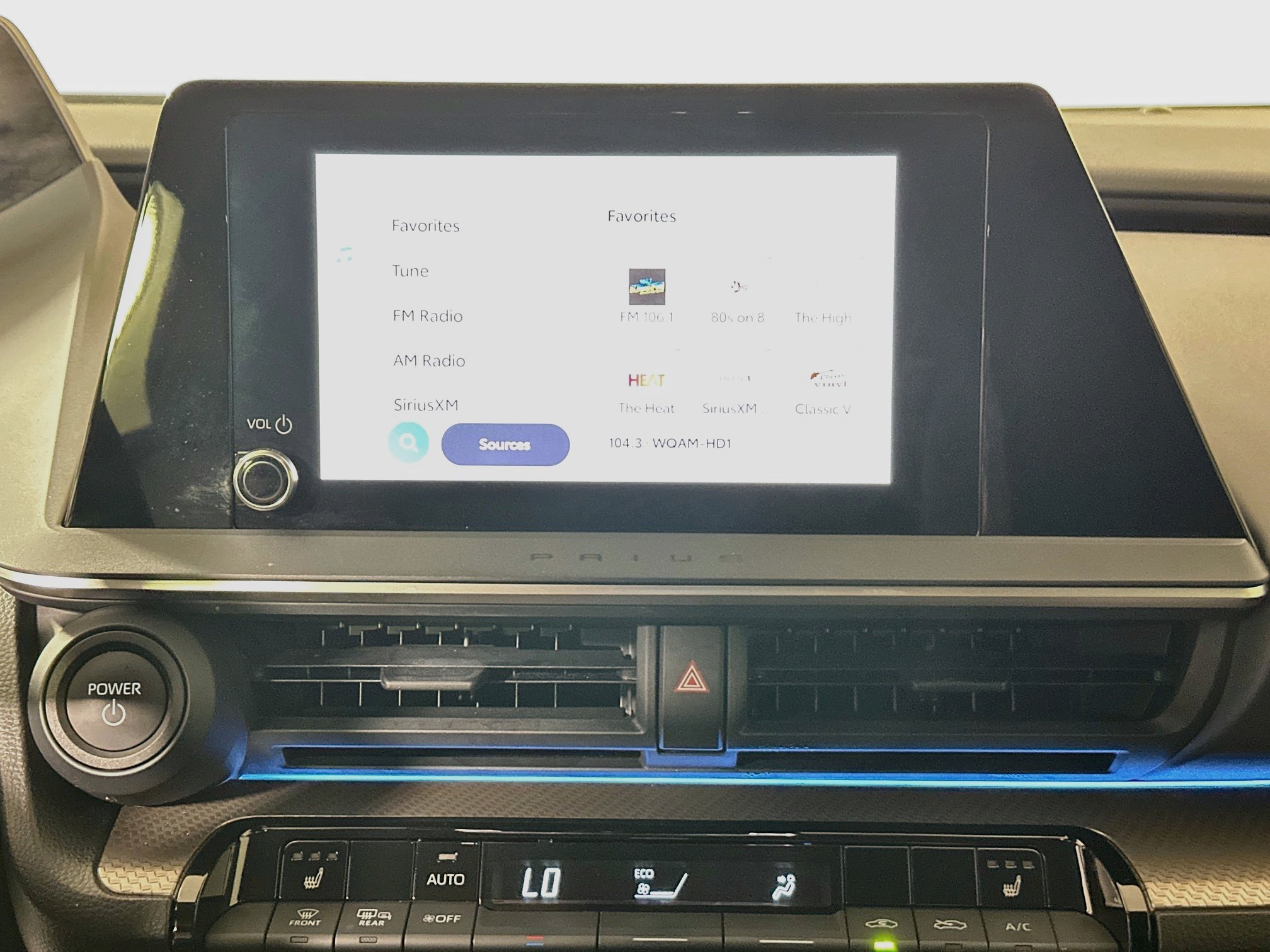 Certified 2023 Toyota Prius XLE FWD image 24