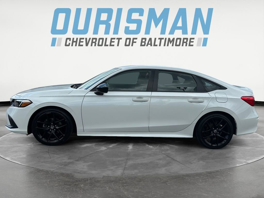 Used 2024 Honda Civic Sport image 3