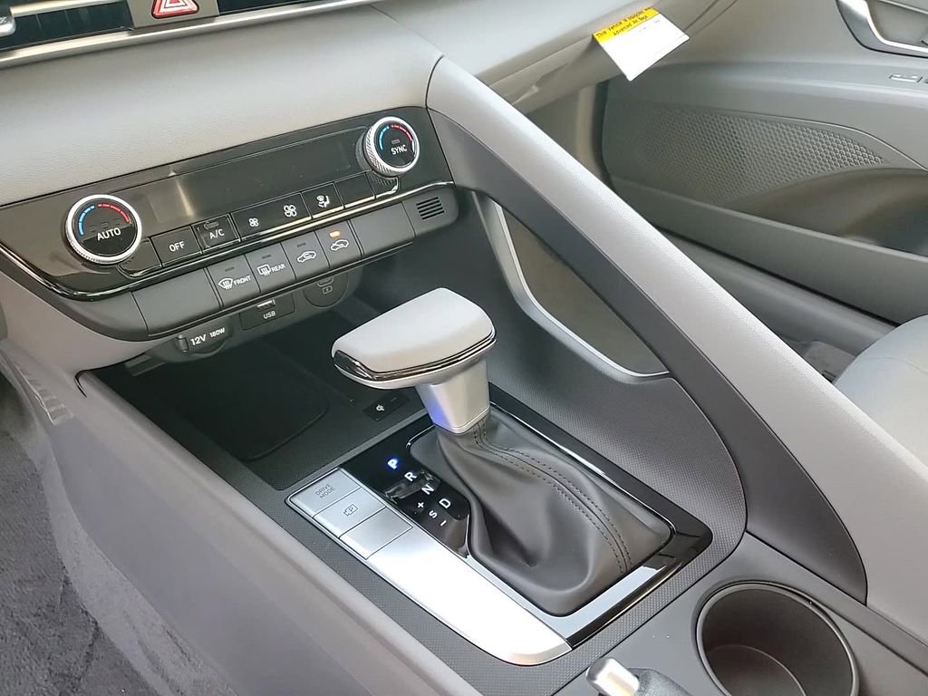 New 2025 Hyundai Elantra Sport image 20