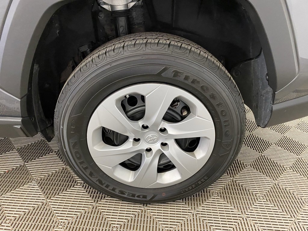 Used 2024 Toyota RAV4 LE image 10