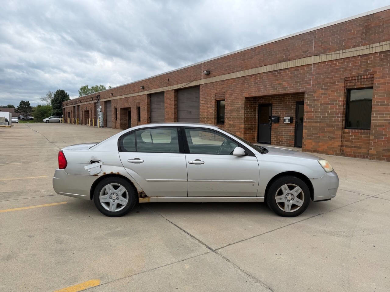 Used 2006 Chevrolet Malibu LT FWD image 5