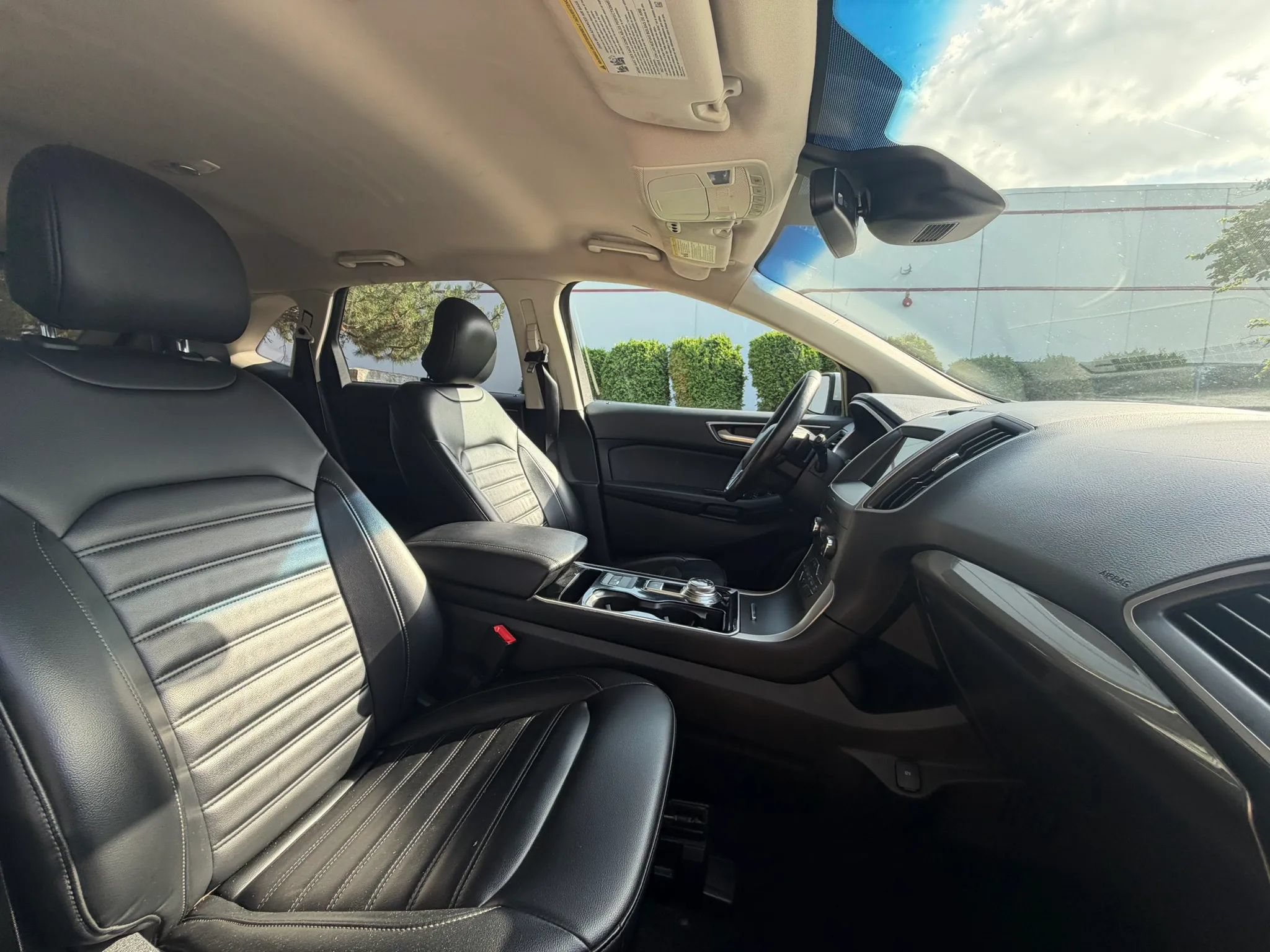 Used 2019 Ford Edge SEL w/ Equipment Group 201A AWD/4WD image 23