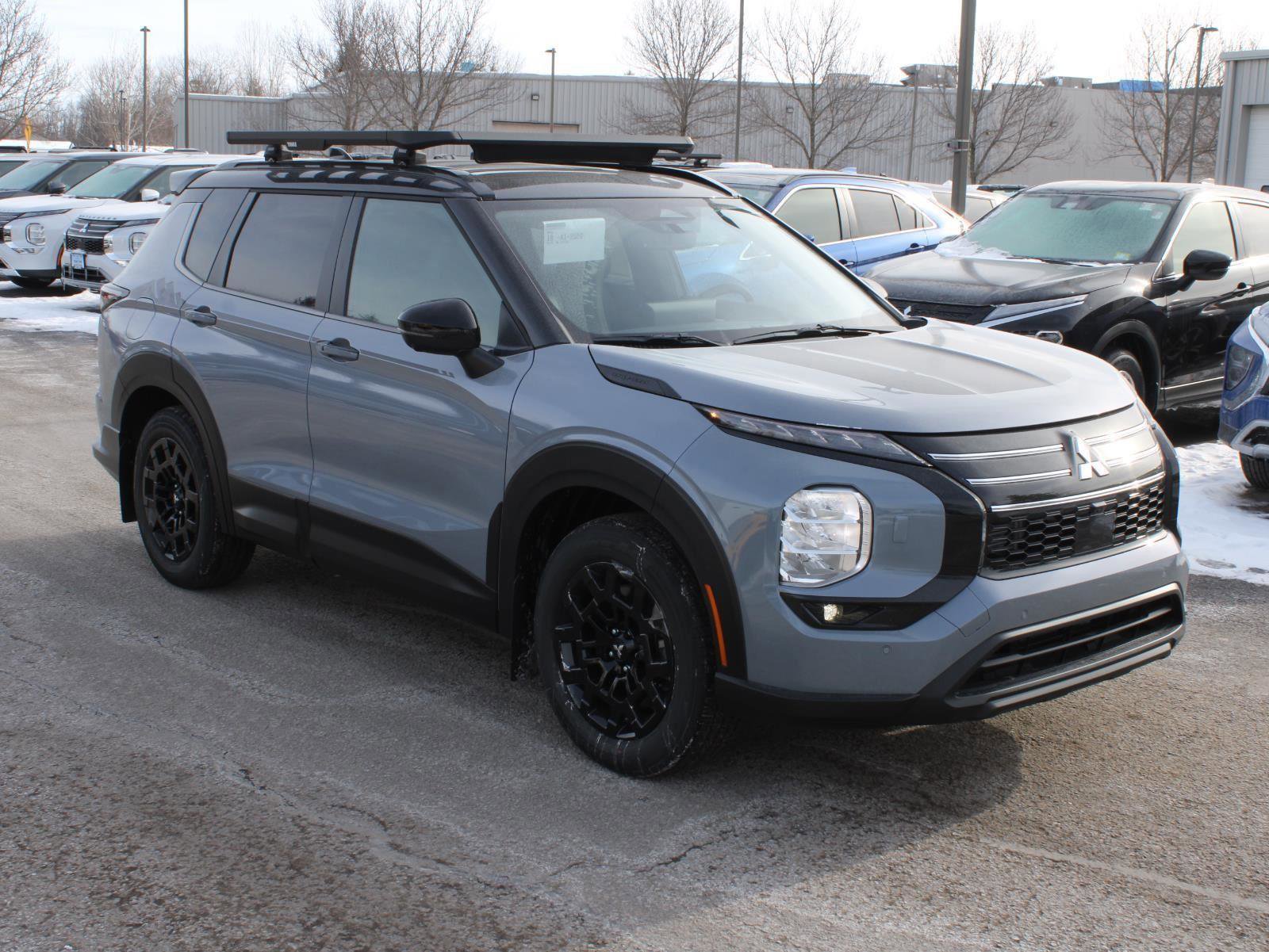 New 2026 Mitsubishi Outlander Trail Edition image 3