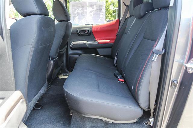 Used 2022 Toyota Tacoma SR5 image 18