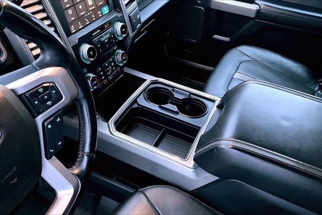 Used 2019 Ford F350 Platinum image 19