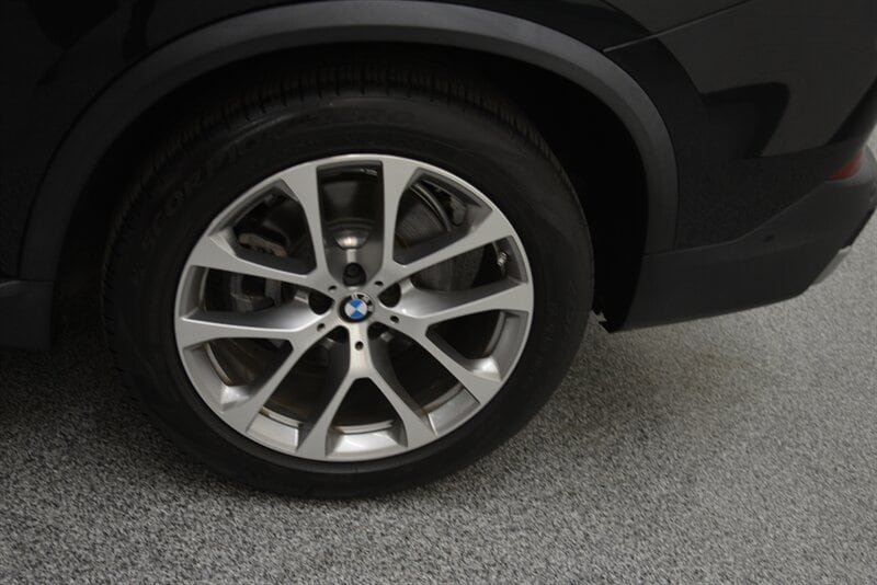Used 2019 BMW X5 xDrive40i AWD/4WD image 49