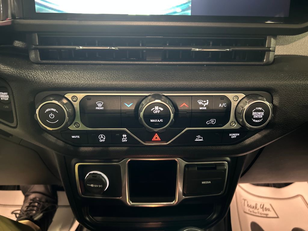 Used 2024 Jeep Wrangler Sport image 18