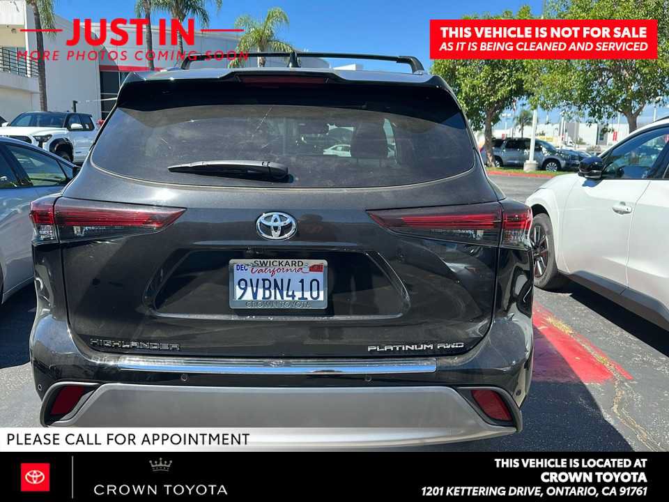 Certified 2026 Toyota Highlander Platinum AWD/4WD image 5