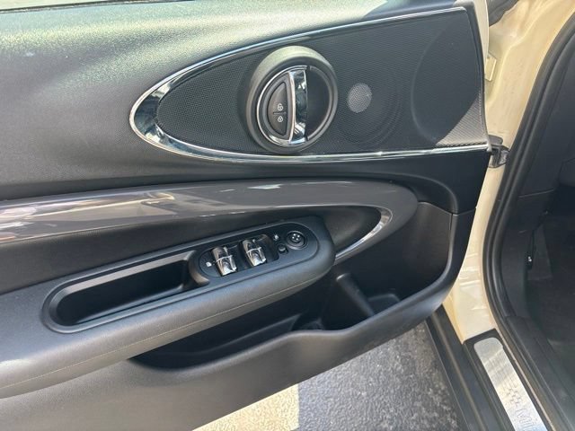 Used 2016 MINI Cooper Clubman S FWD image 9