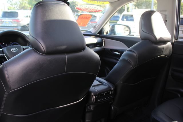Certified 2025 Toyota Grand Highlander AWD image 40
