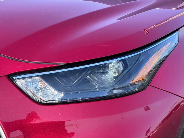 Used 2022 Toyota Highlander XLE AWD/4WD image 40