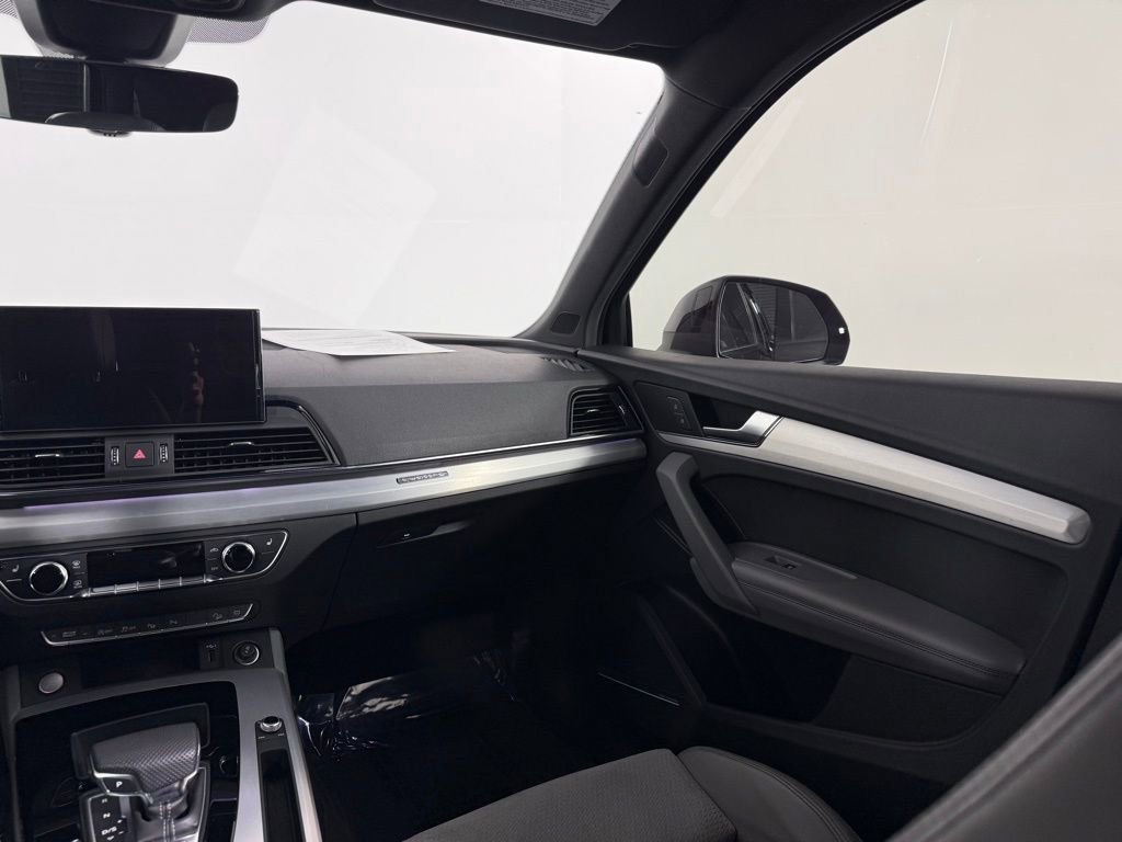 Used 2021 Audi SQ5 Prestige w/ Prestige Package image 19