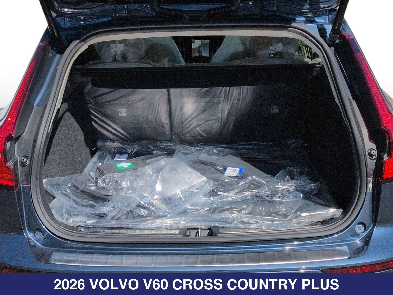 New 2026 Volvo V60 B5 Cross Country Plus w/ Protection Package Premier AWD/4WD image 23