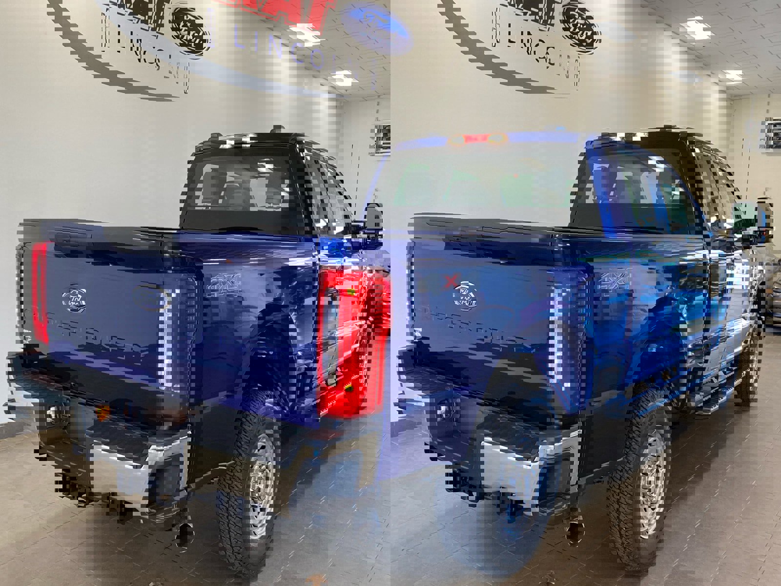 New 2026 Ford F250 XL w/ XL Chrome Package image 7