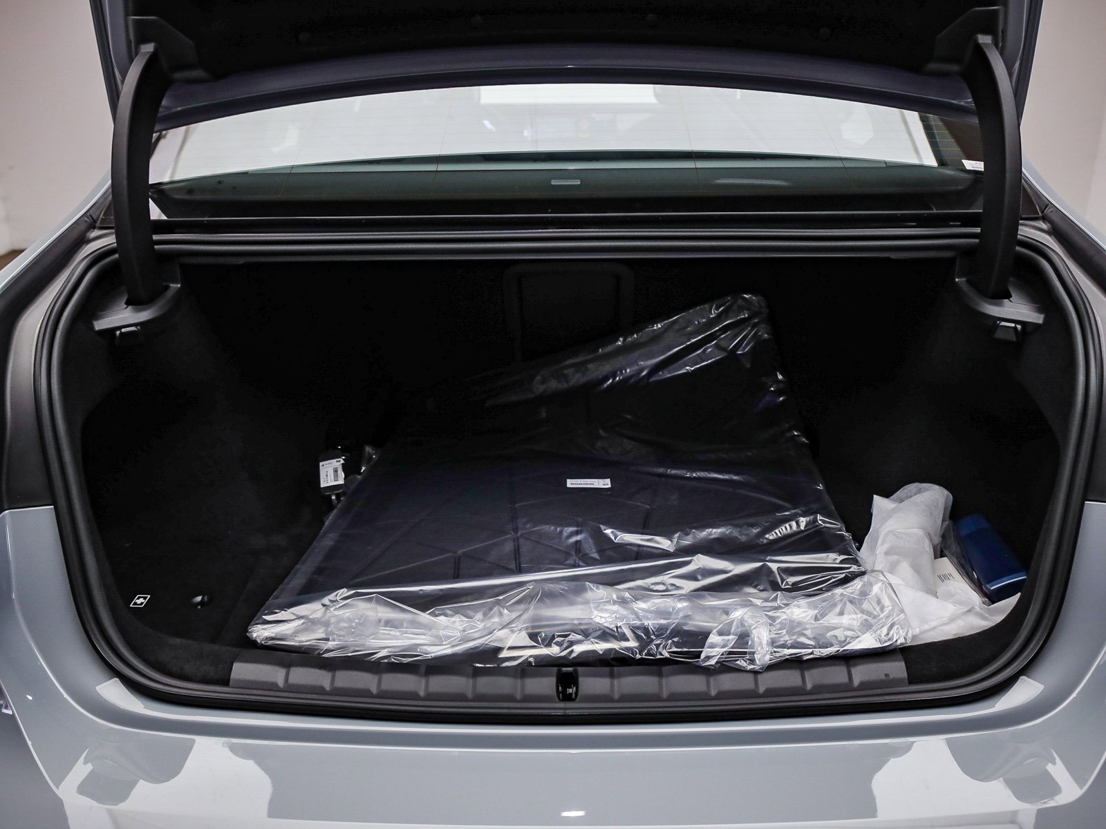 New 2025 BMW 760i xDrive image 27