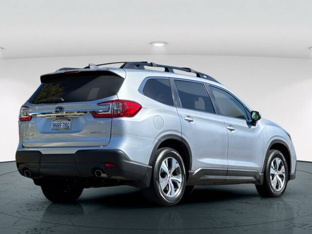 Certified 2023 Subaru Ascent Premium w/ Convenience Package AWD/4WD image 6