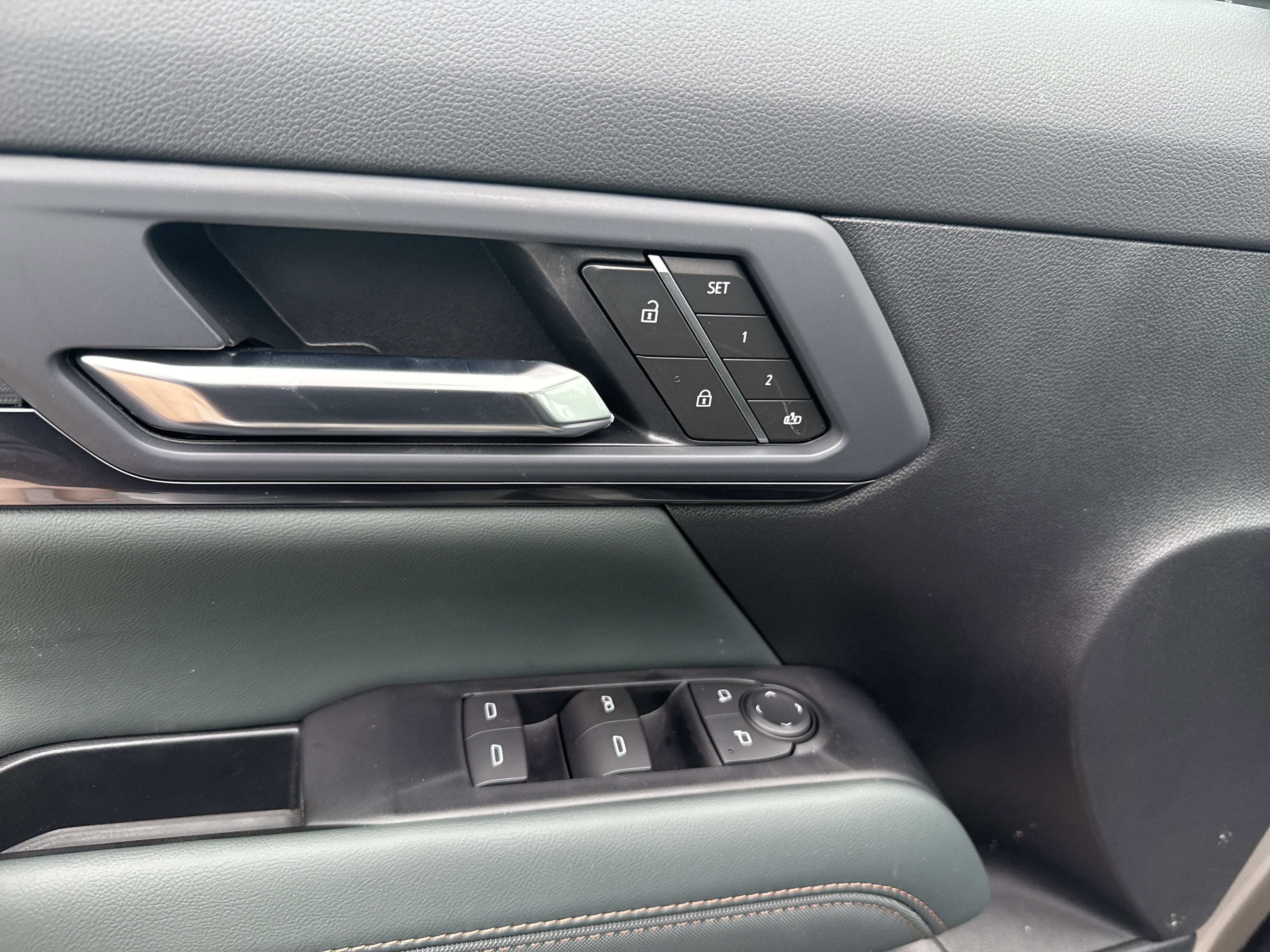 New 2026 GMC Terrain AT4 w/ Convenience Package III AWD/4WD image 16