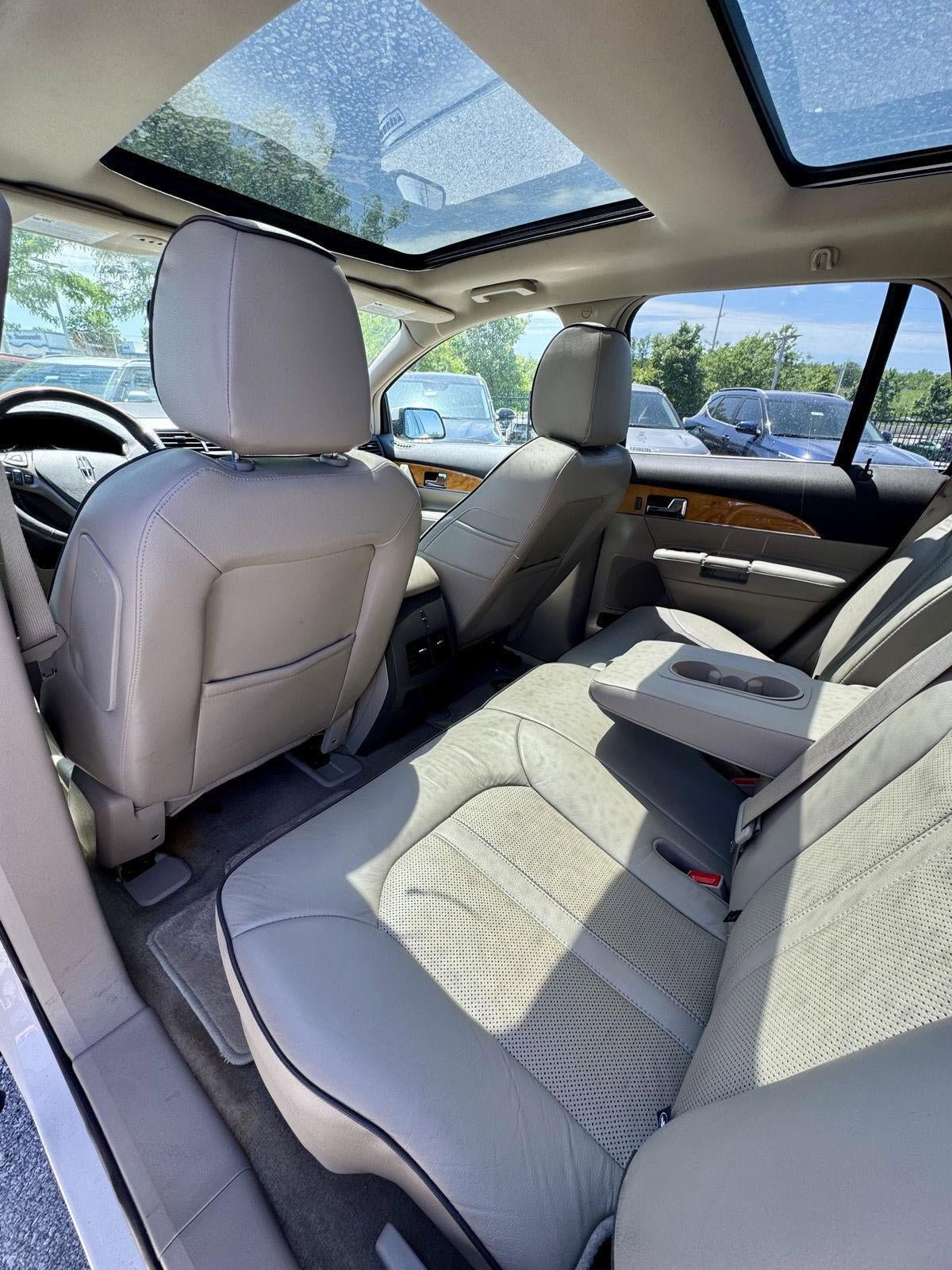 Used 2015 Lincoln MKX FWD w/ Equipment Group 101A image 11