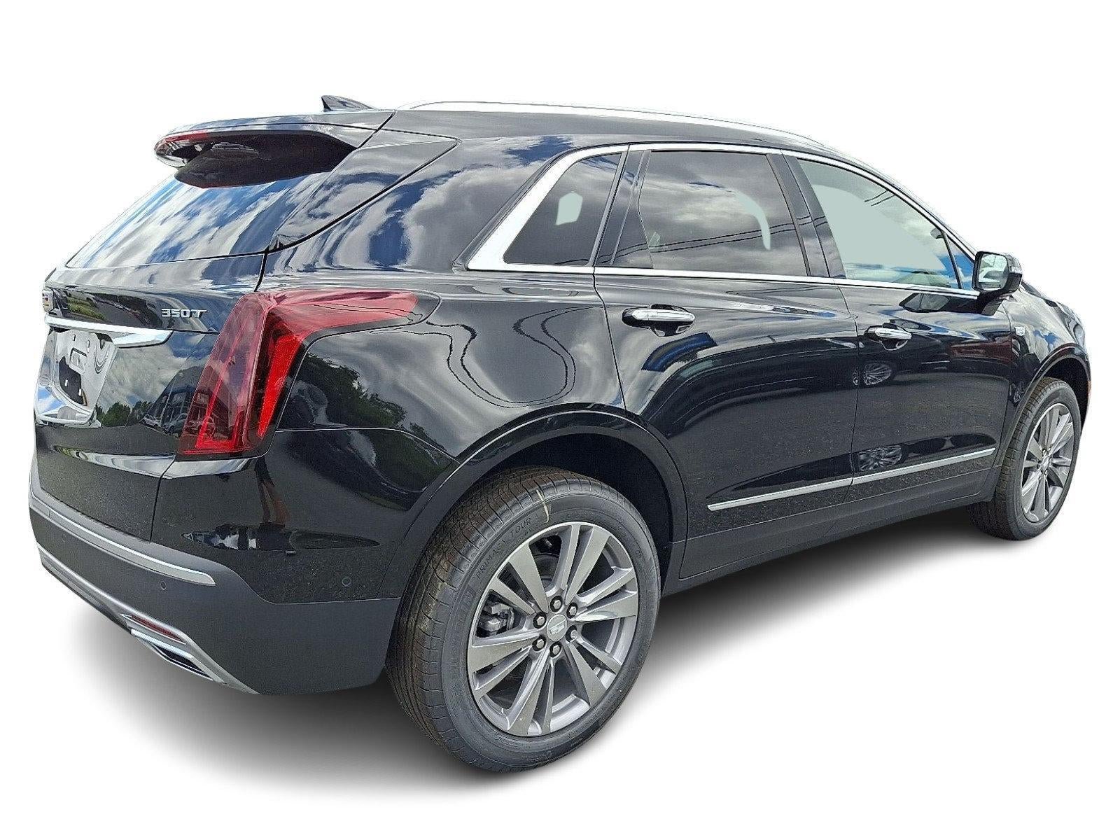 New 2026 Cadillac XT5 Premium Luxury w/ LPO, Floor Liner Package FWD image 5