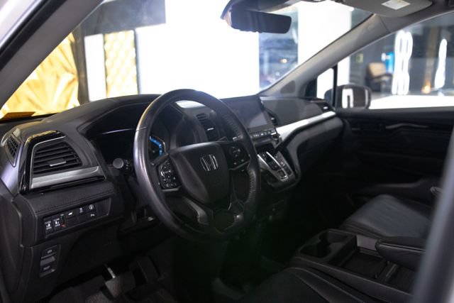 Used 2023 Honda Odyssey Touring image 12
