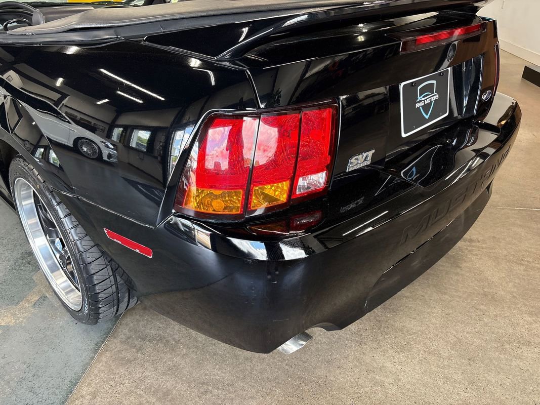 Used 1999 Ford Mustang Cobra RWD image 24
