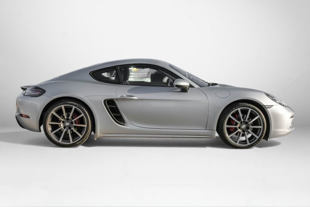 Used 2018 Porsche 718 Cayman S image 5