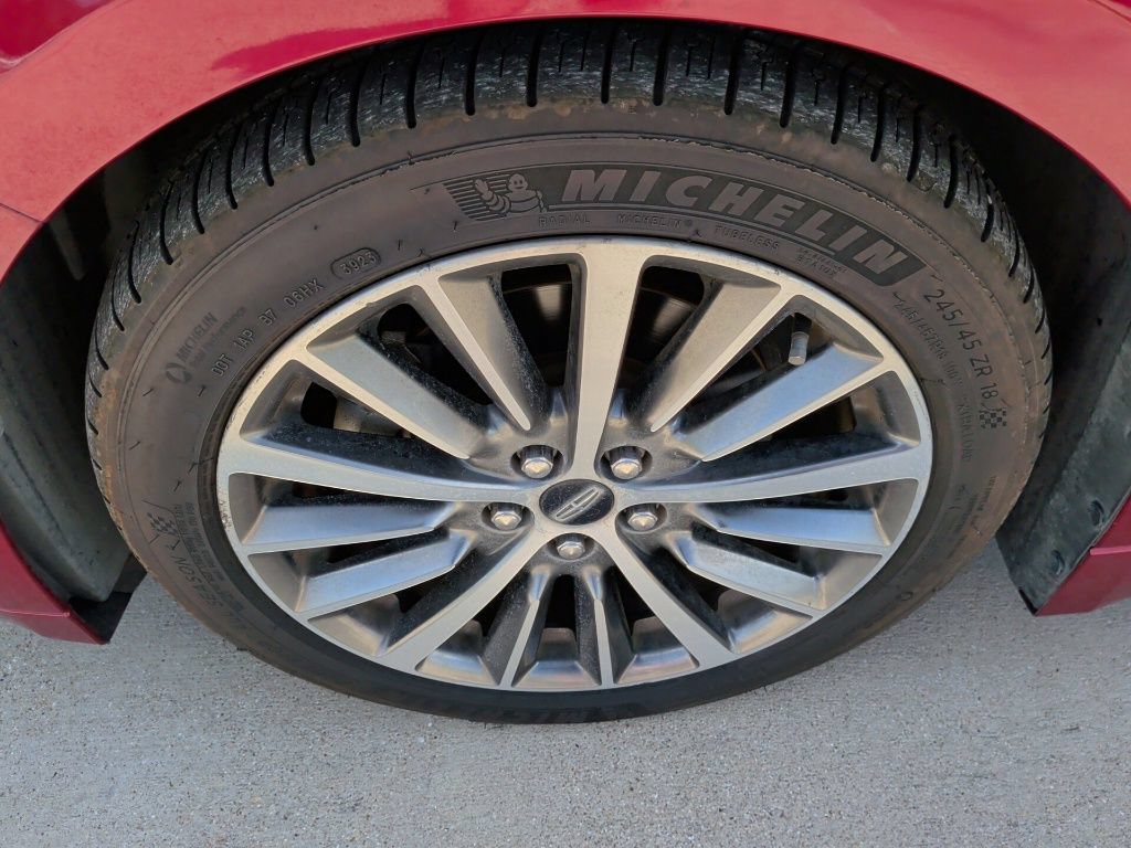 Used 2017 Lincoln MKZ Select w/ Select Plus Package FWD image 11