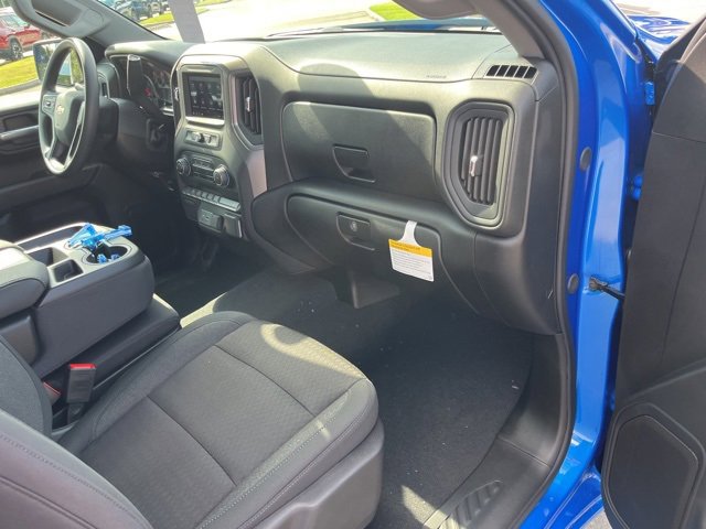 New 2026 Chevrolet Silverado 1500 Custom image 32