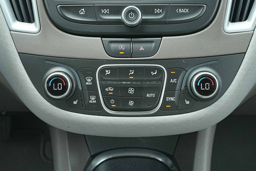 Used 2024 Chevrolet Malibu LT FWD image 30