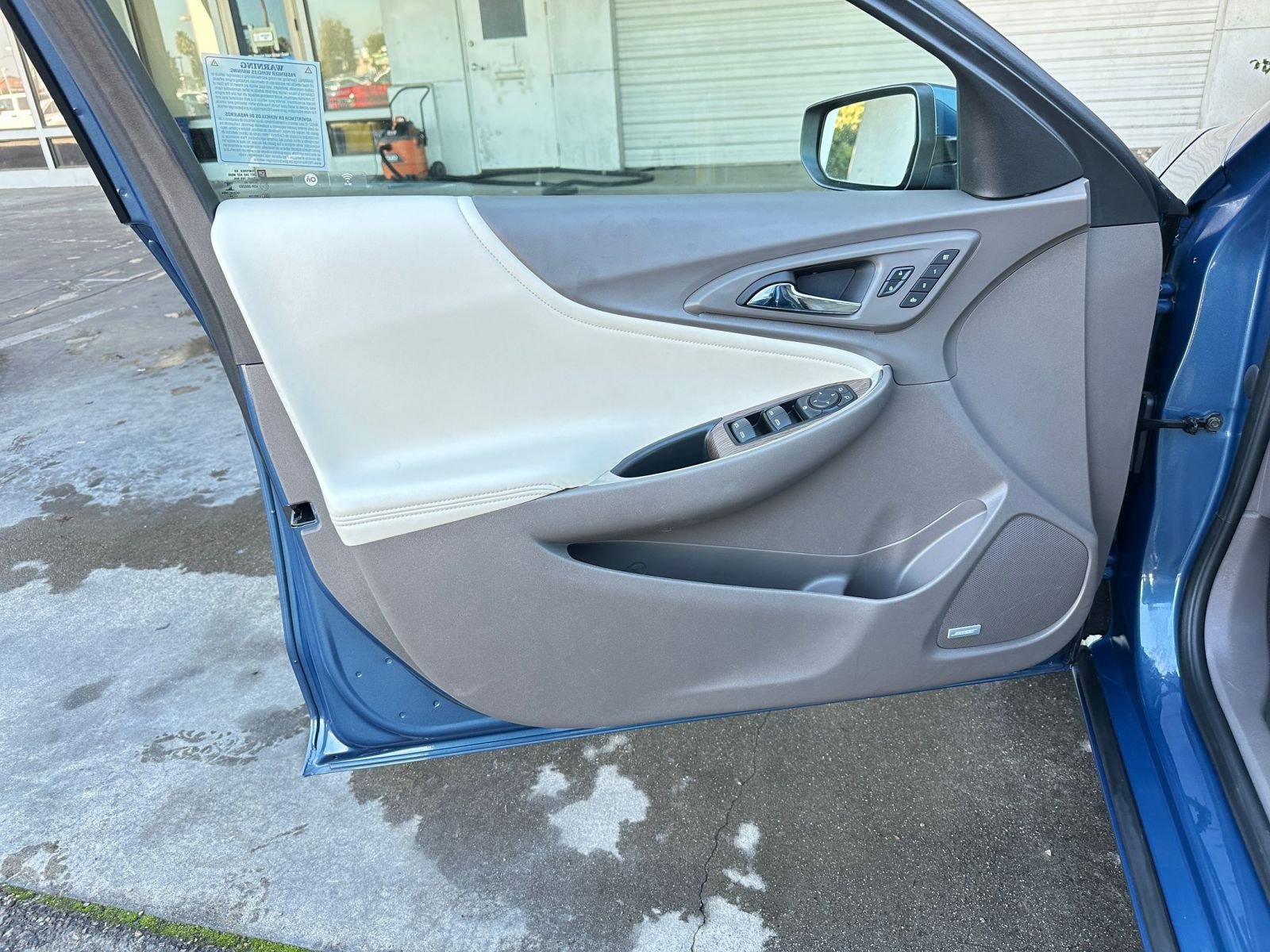 Used 2024 Chevrolet Malibu LT image 20