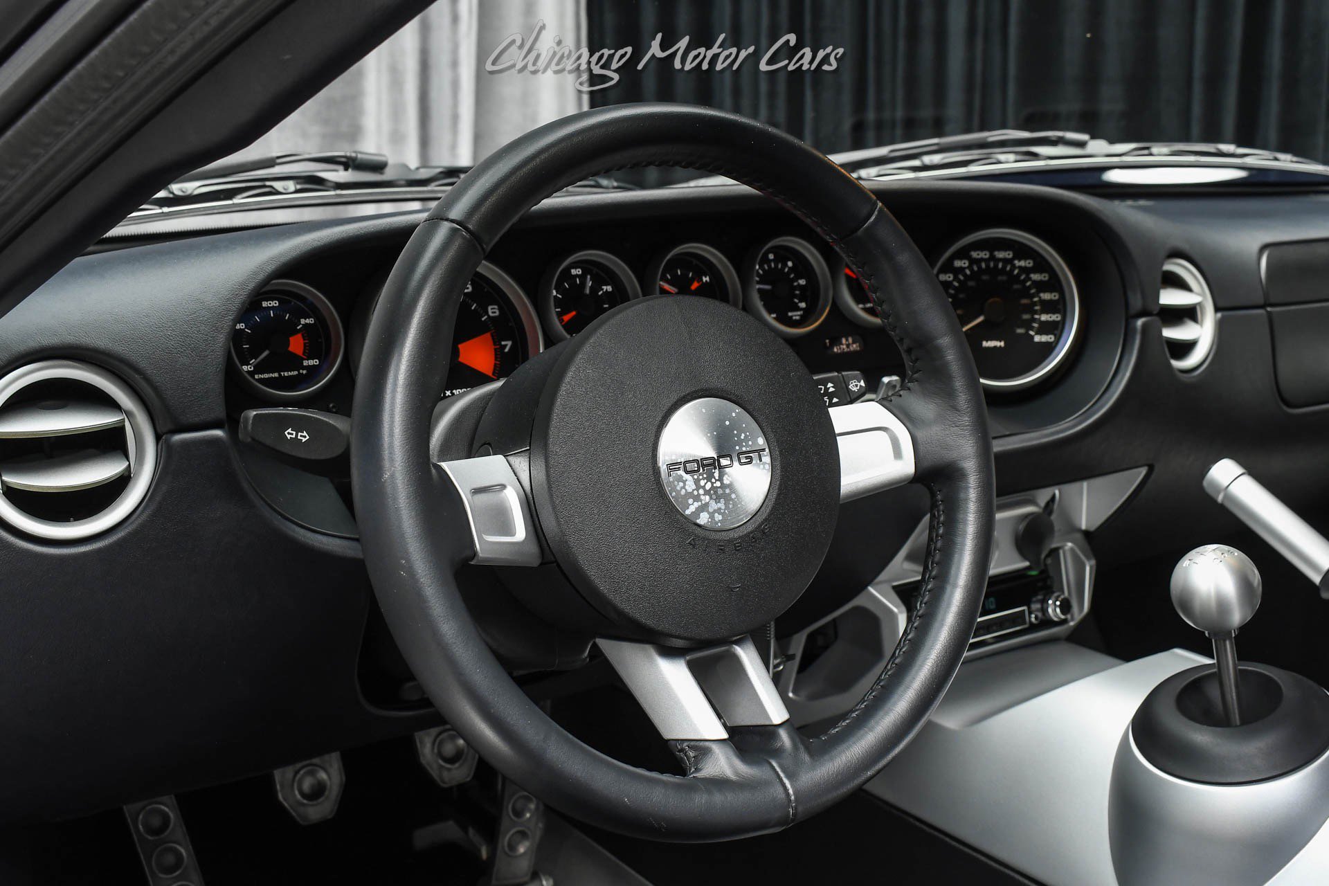 Used 2005 Ford GT image 9