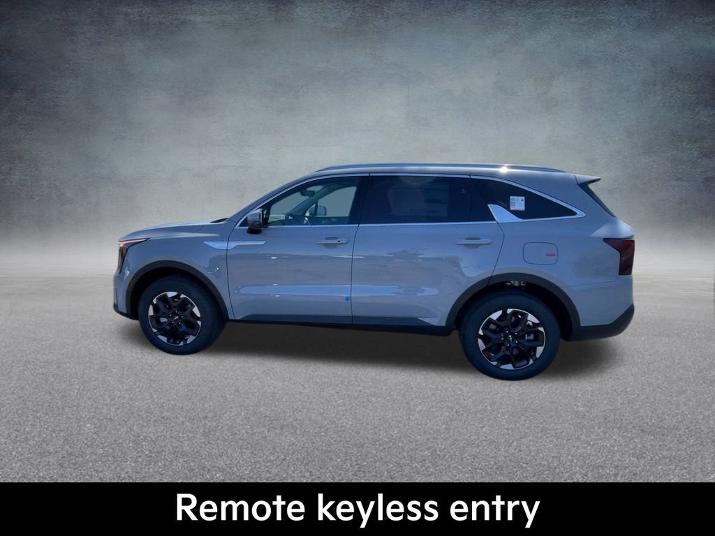 New 2025 Kia Sorento S image 14