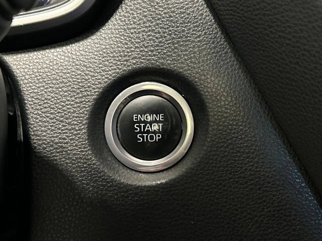 Used 2024 Toyota Corolla SE FWD image 28