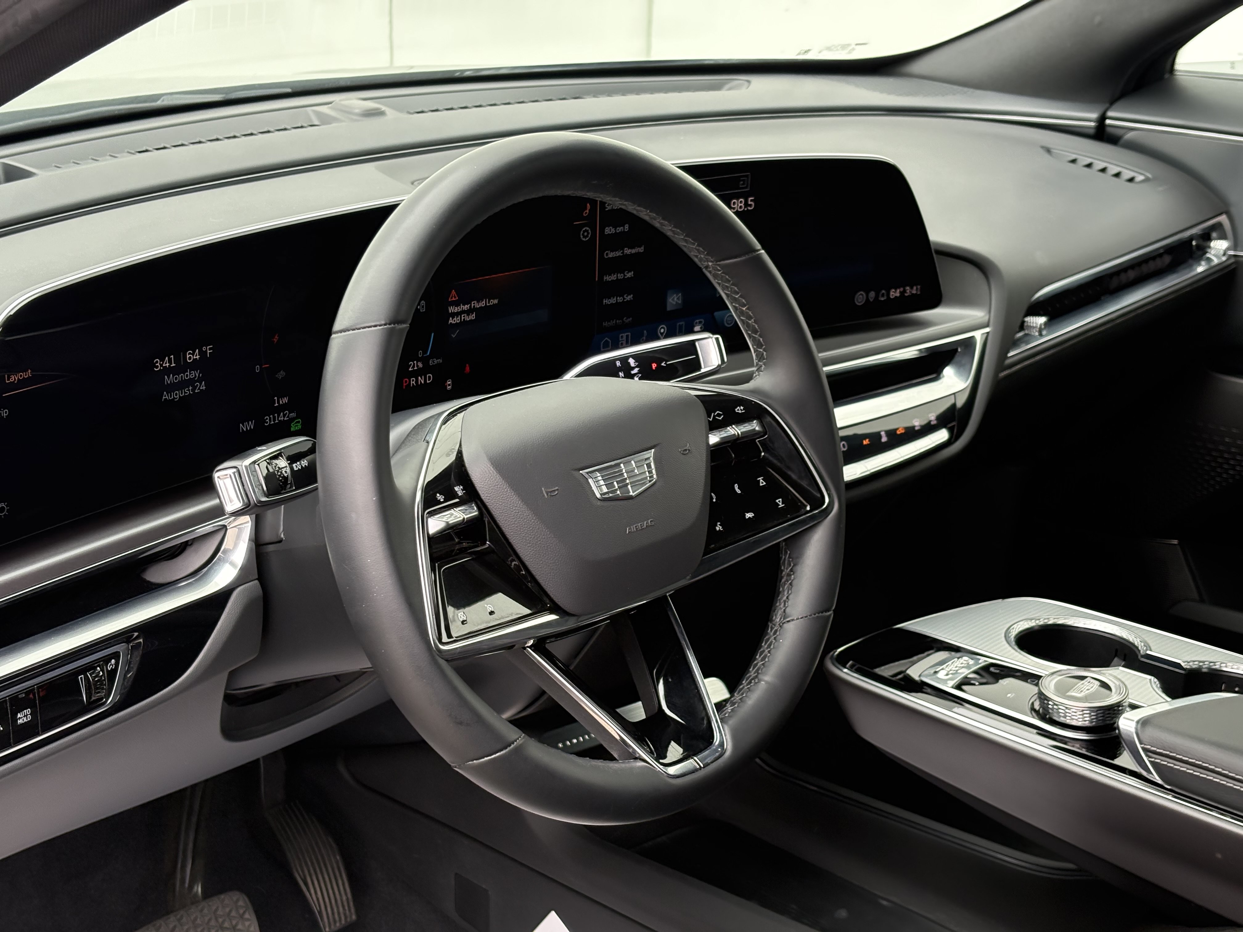 Certified 2024 Cadillac Lyriq Tech AWD/4WD image 15