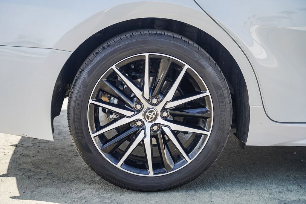 Used 2023 Toyota Camry SE image 12