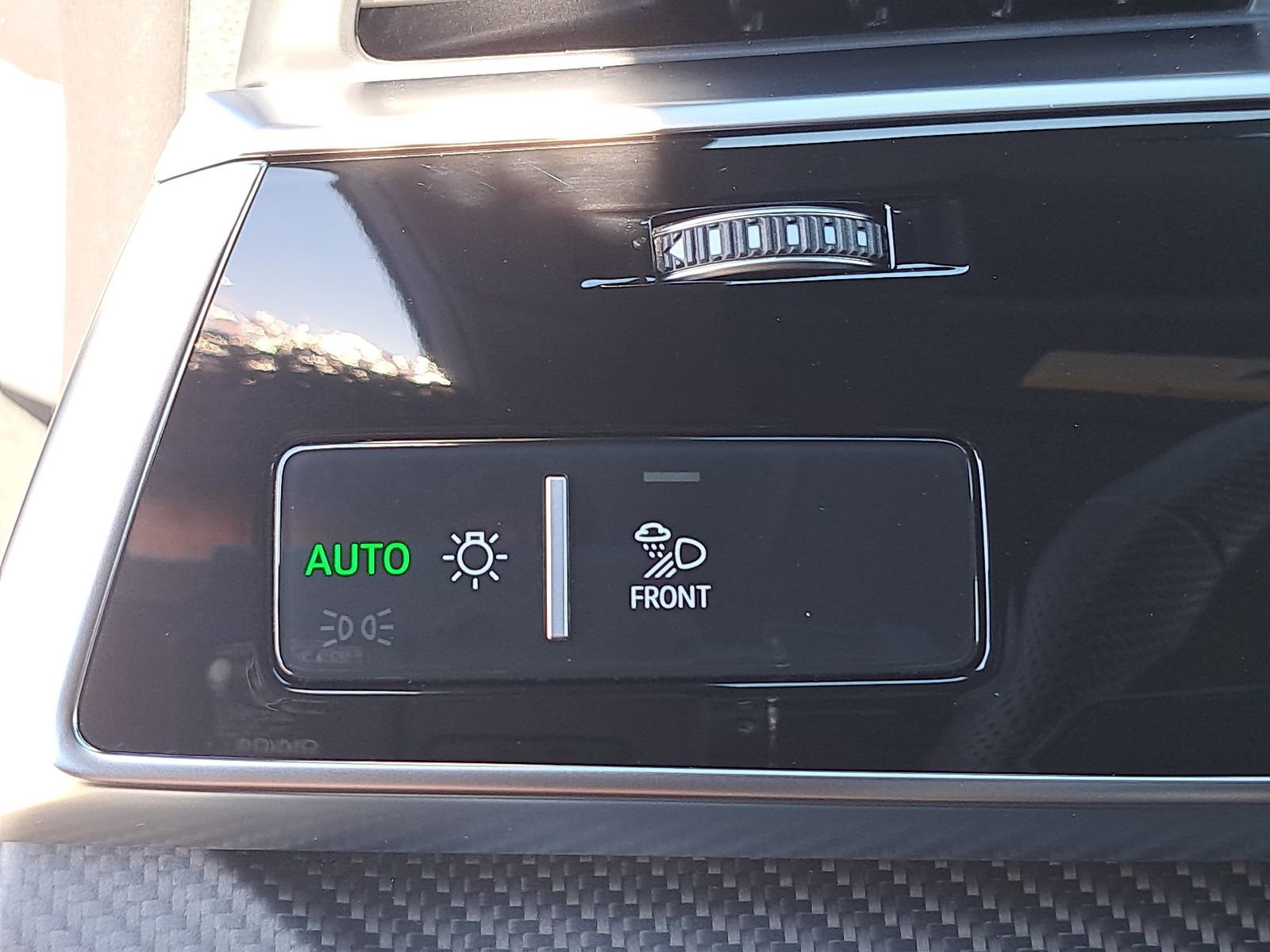 Used 2023 Audi RS Q8 image 28