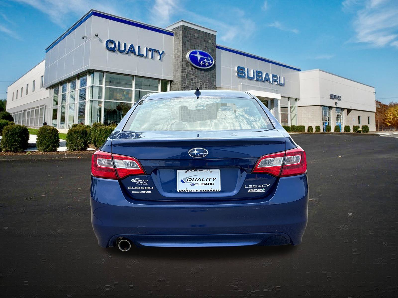 Used 2016 Subaru Legacy 2.5i Premium AWD/4WD image 3