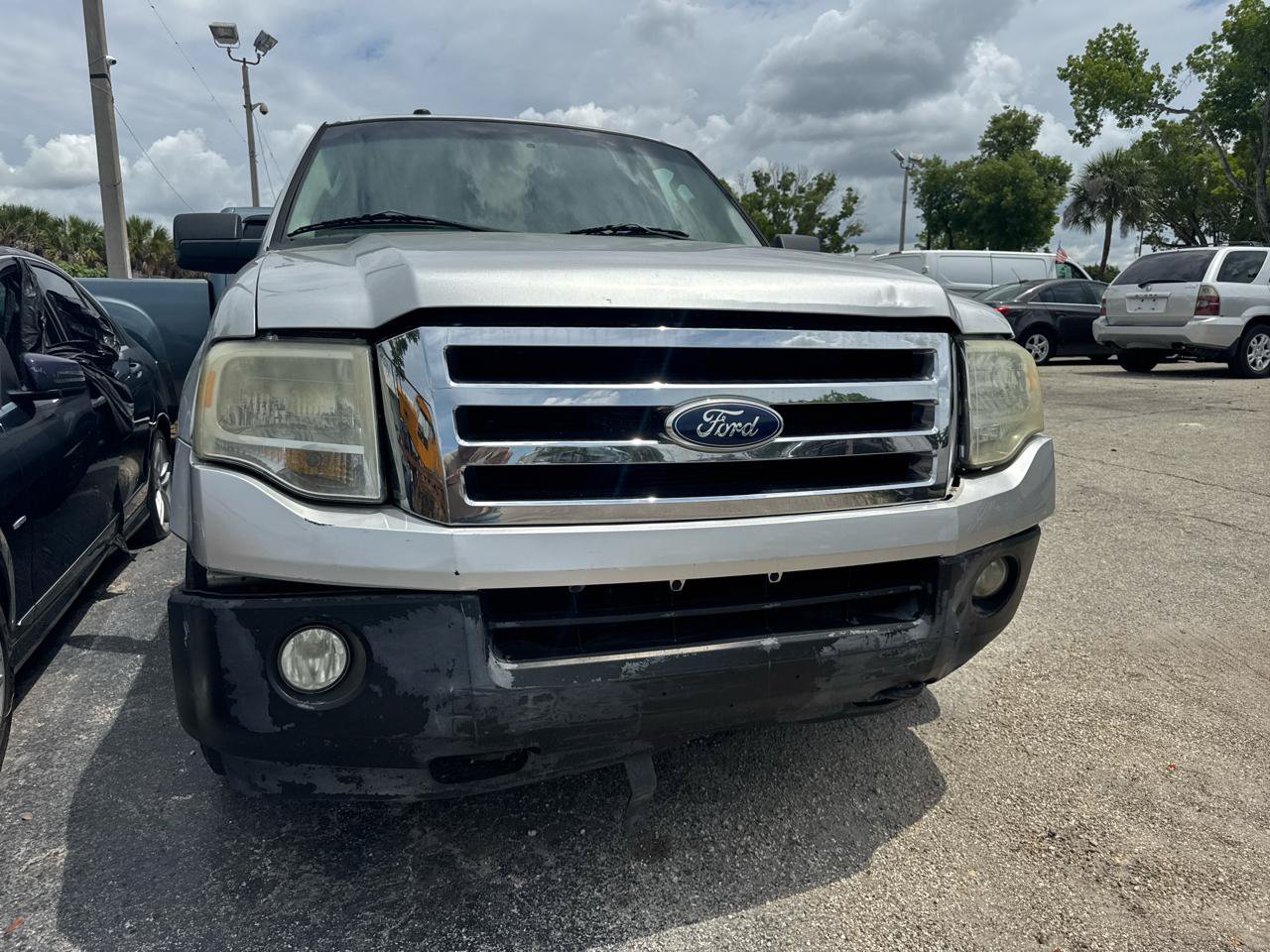 Used 2012 Ford Expedition XL AWD/4WD image 3