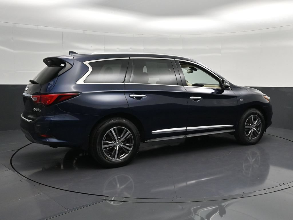 Used 2017 INFINITI QX60 FWD w/ Premium Plus Package image 3