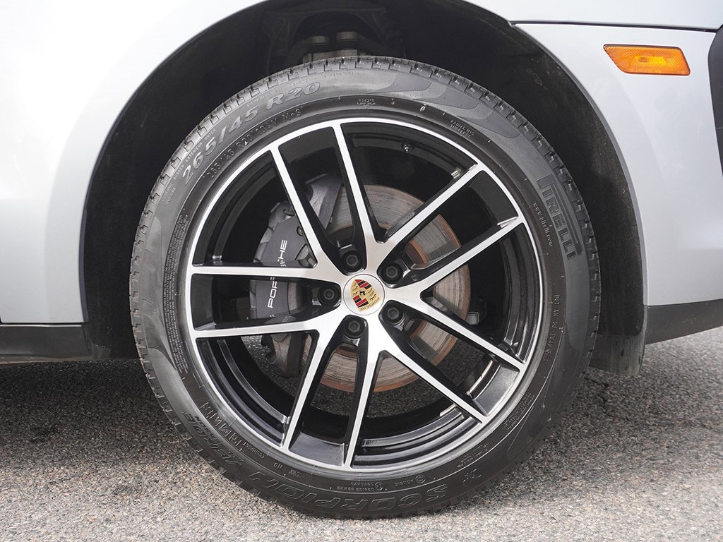 Used 2022 Porsche Macan image 22