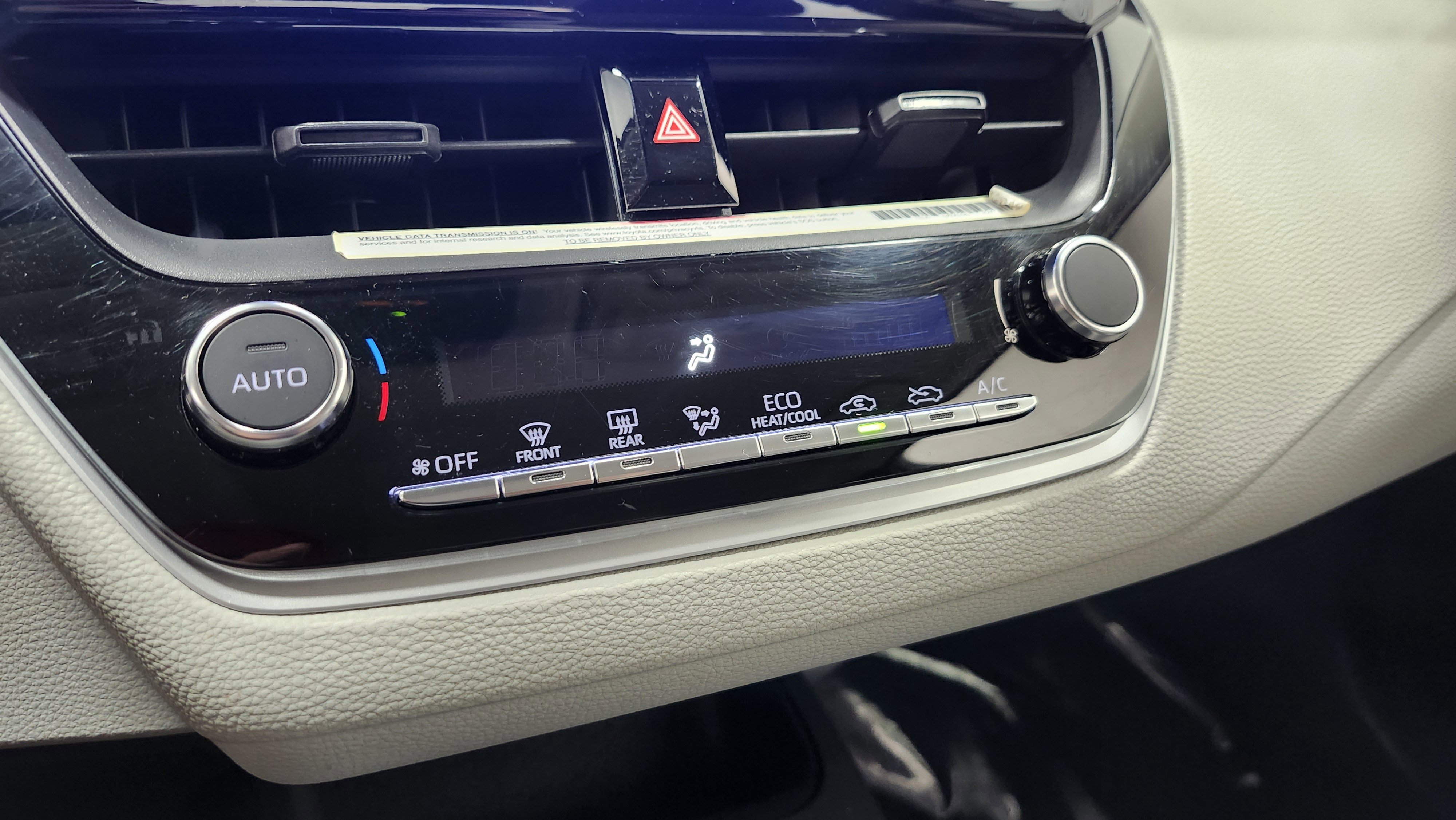 Used 2023 Toyota Corolla LE image 27