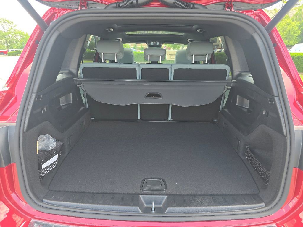 New 2026 Mercedes-Benz GLB 250 4MATIC image 18