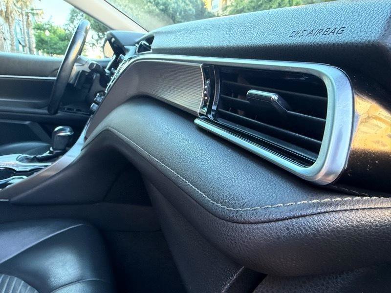 Used 2018 Toyota Camry SE FWD image 56