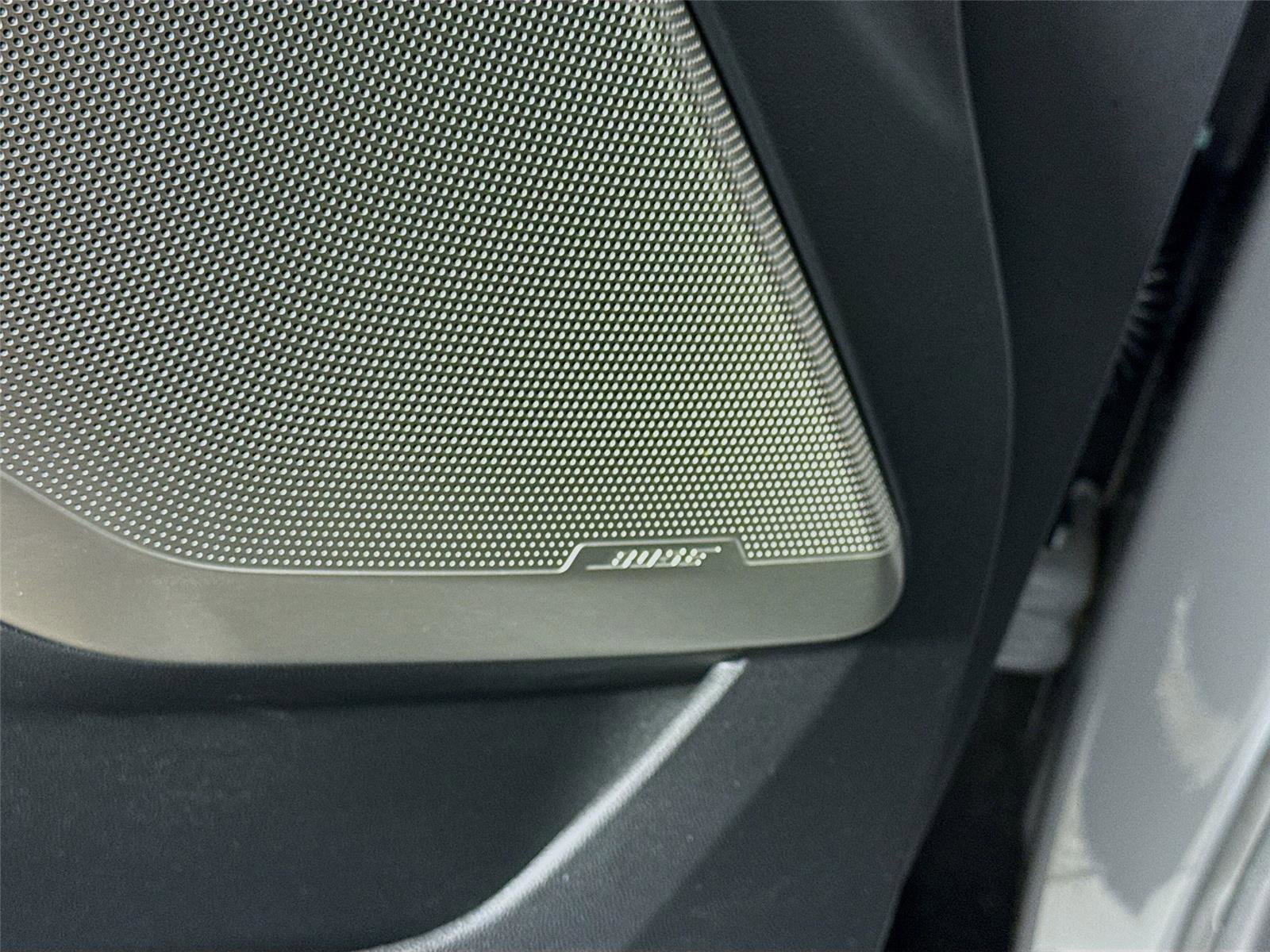 Used 2025 GMC Sierra EV Denali image 13