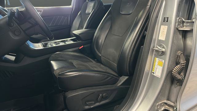 Used 2020 Ford Edge ST w/ Equipment Group 401A AWD/4WD image 9