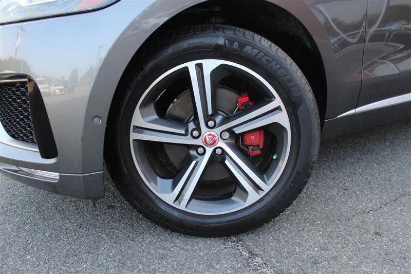 Used 2018 Jaguar F-PACE S AWD/4WD image 9