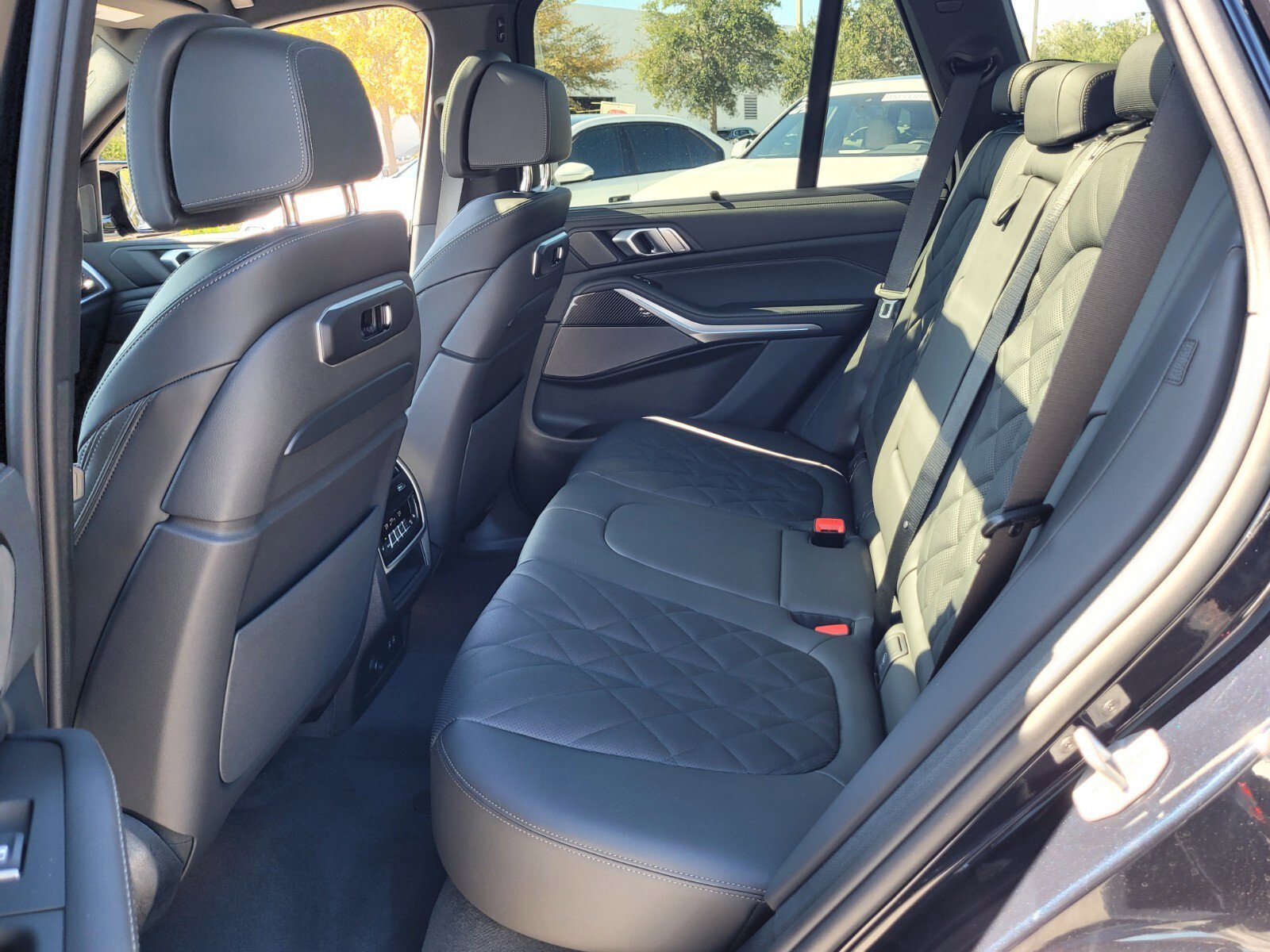 New 2026 BMW X5 M60i image 11