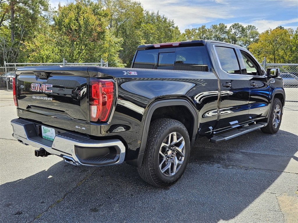 New 2026 GMC Sierra 1500 SLE image 10